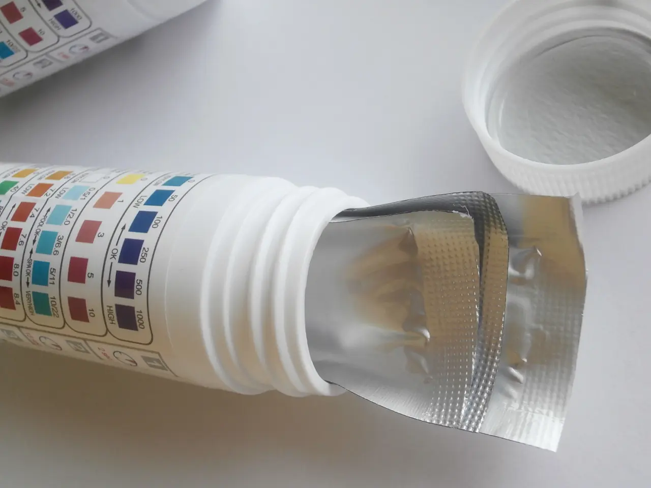 Billede 4 - pH PAPIR / INDIKATOR STRIPS / LAKMUSPAPIR / TEST