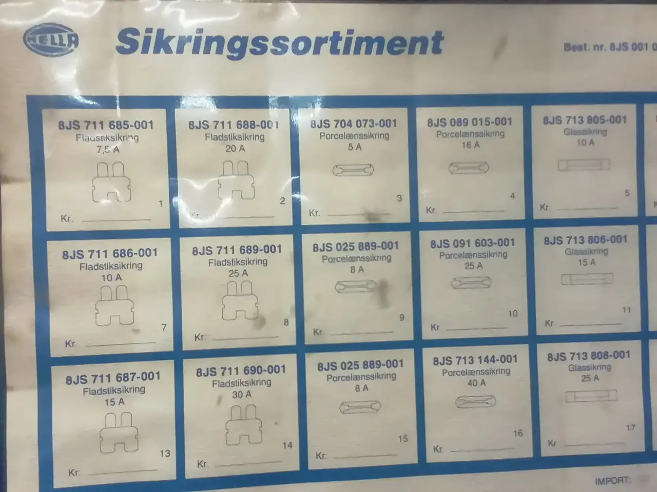 Billede 2 - Sortiment med smådele Auto