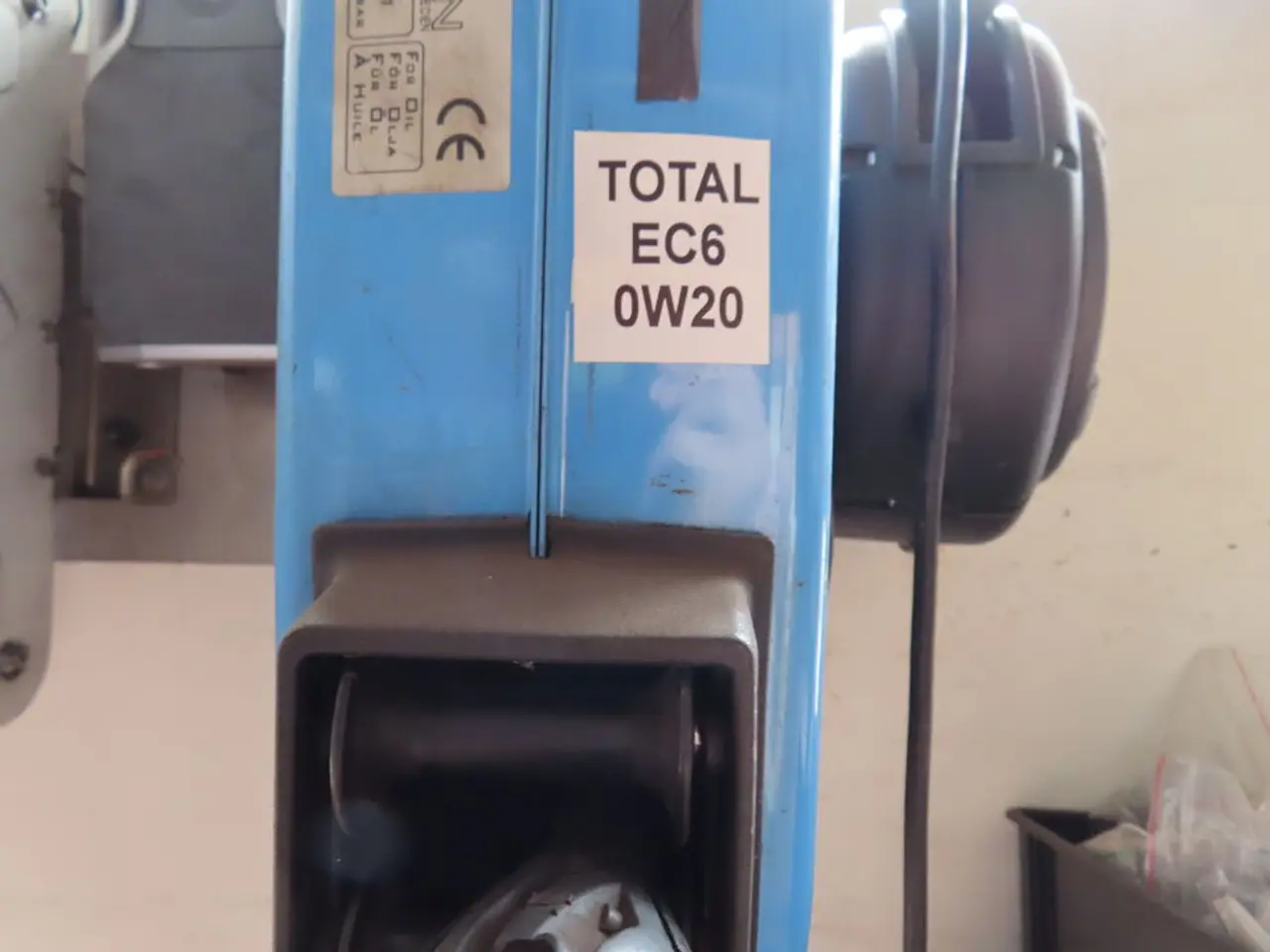 Billede 2 - Slangeopruller til olie TOTAL ENERGIE EC6 0W20