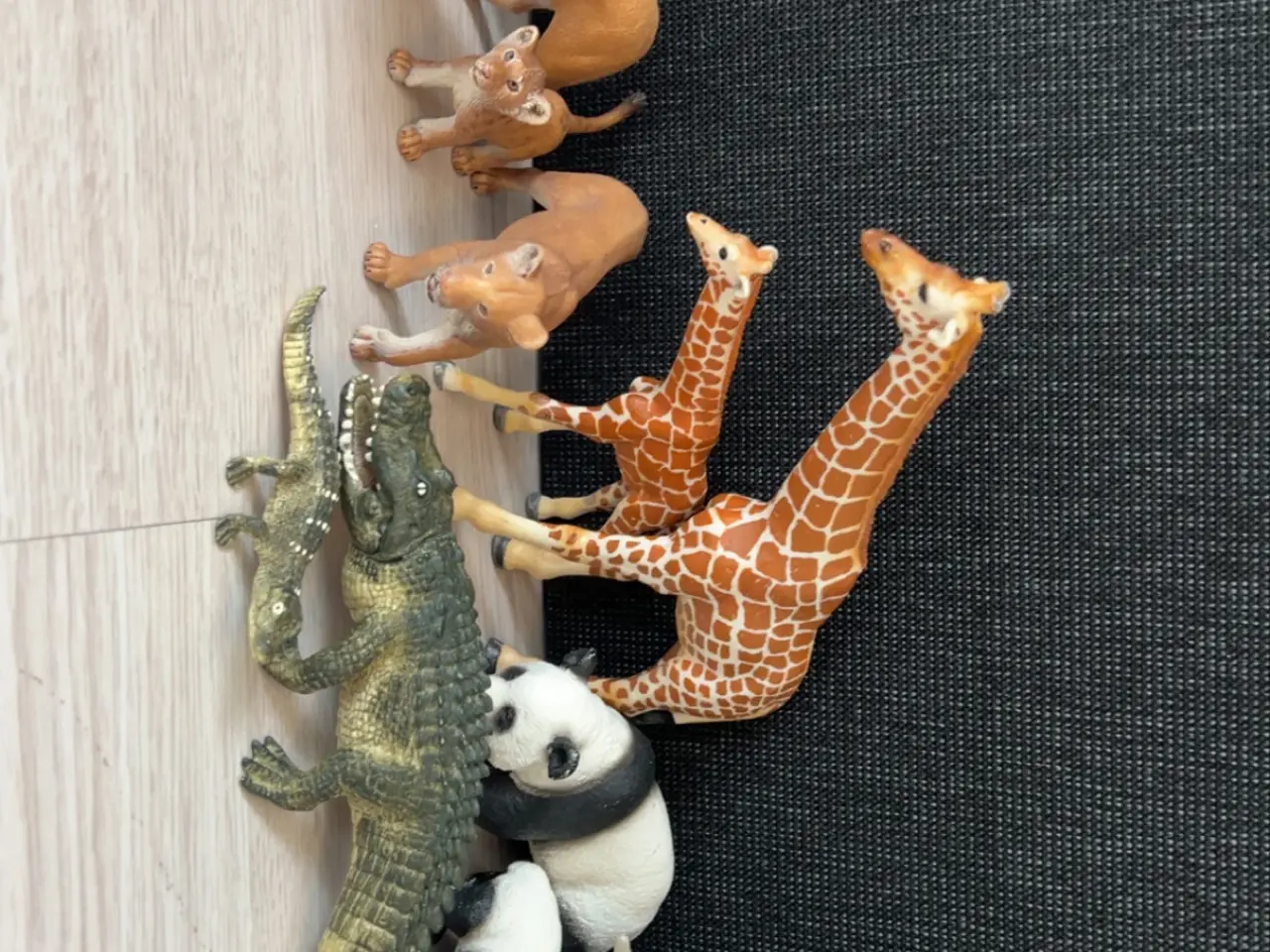 Billede 13 - Schleich legetøj