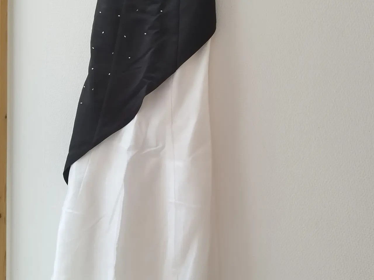 Billede 2 - Kjoler
