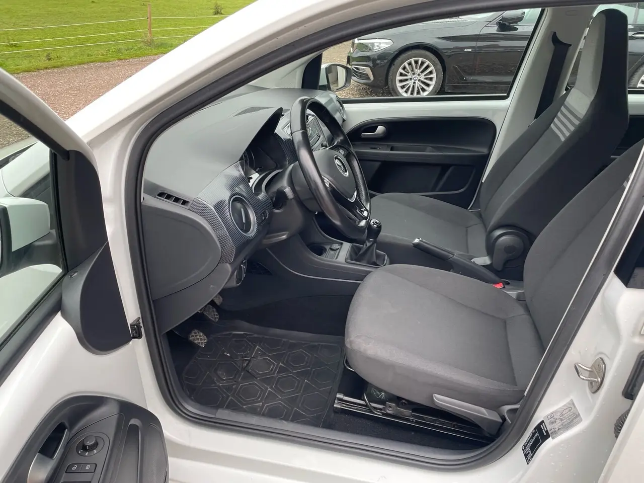 Billede 3 - VW up 1,0 MPI Move 60HK 5d