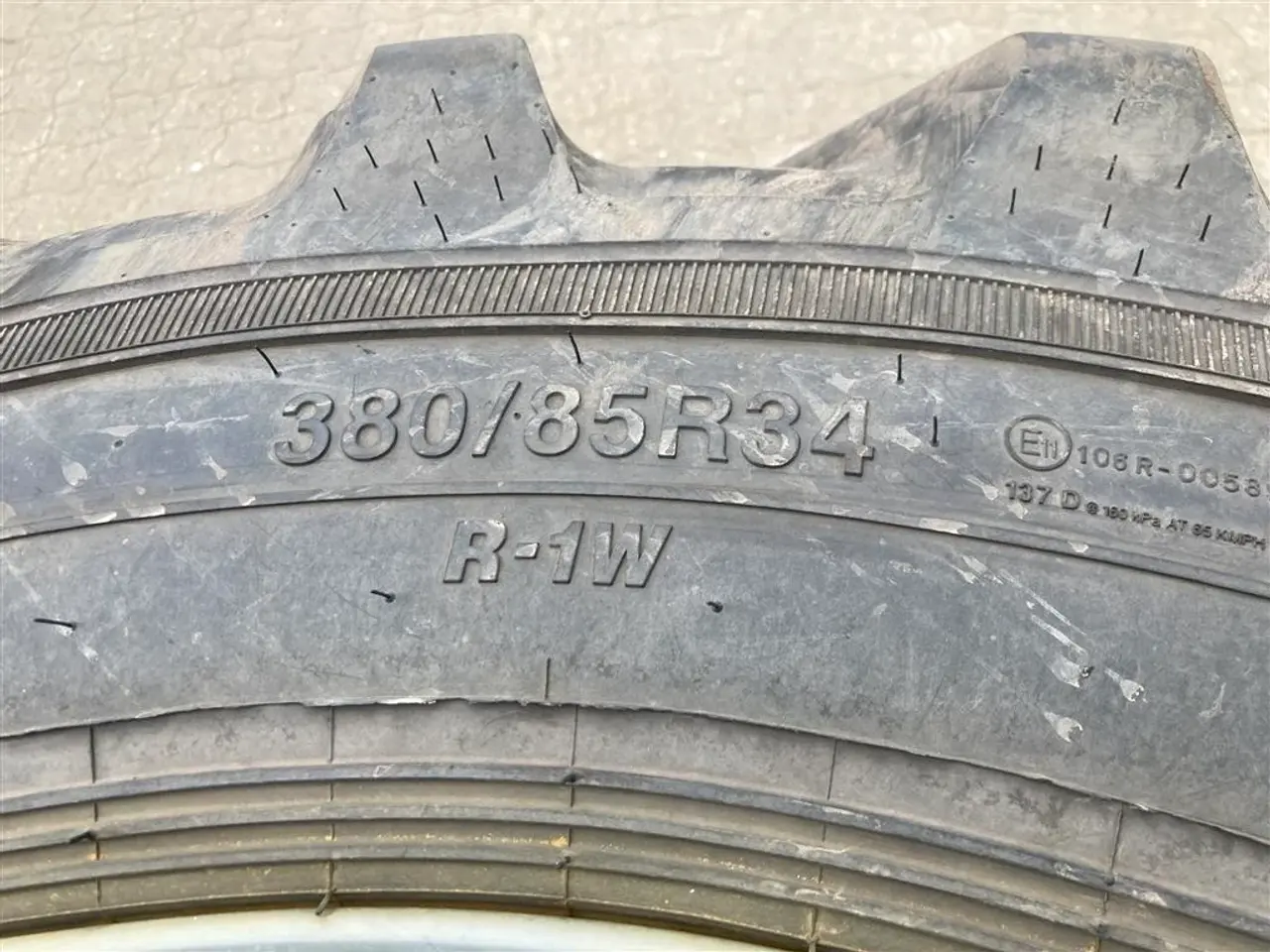 Billede 3 - Alliance 380/90-50 + 380/85-34 Fælge med løs ring til forskellige traktor modeller