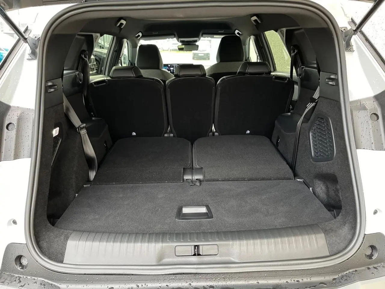 Billede 10 - Peugeot e-5008 77 Allure Pack 7prs