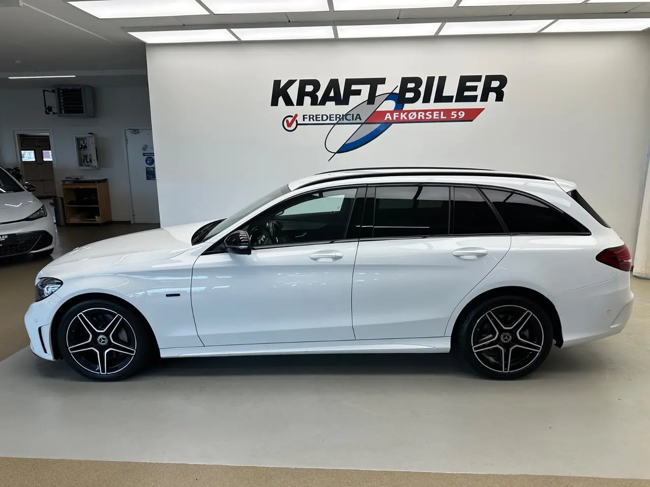 Billede 2 - Mercedes C300 de 2,0 AMG Line stc. aut.