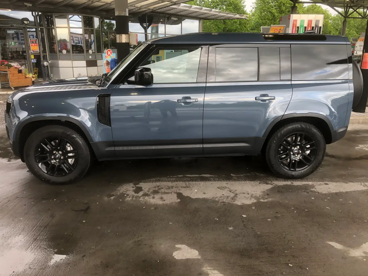 Billede 4 - Land Rover Defender 110″ Van 300 HK 3.0 Diesel 4WD