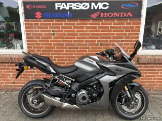 Suzuki GSXS 1000 GT
