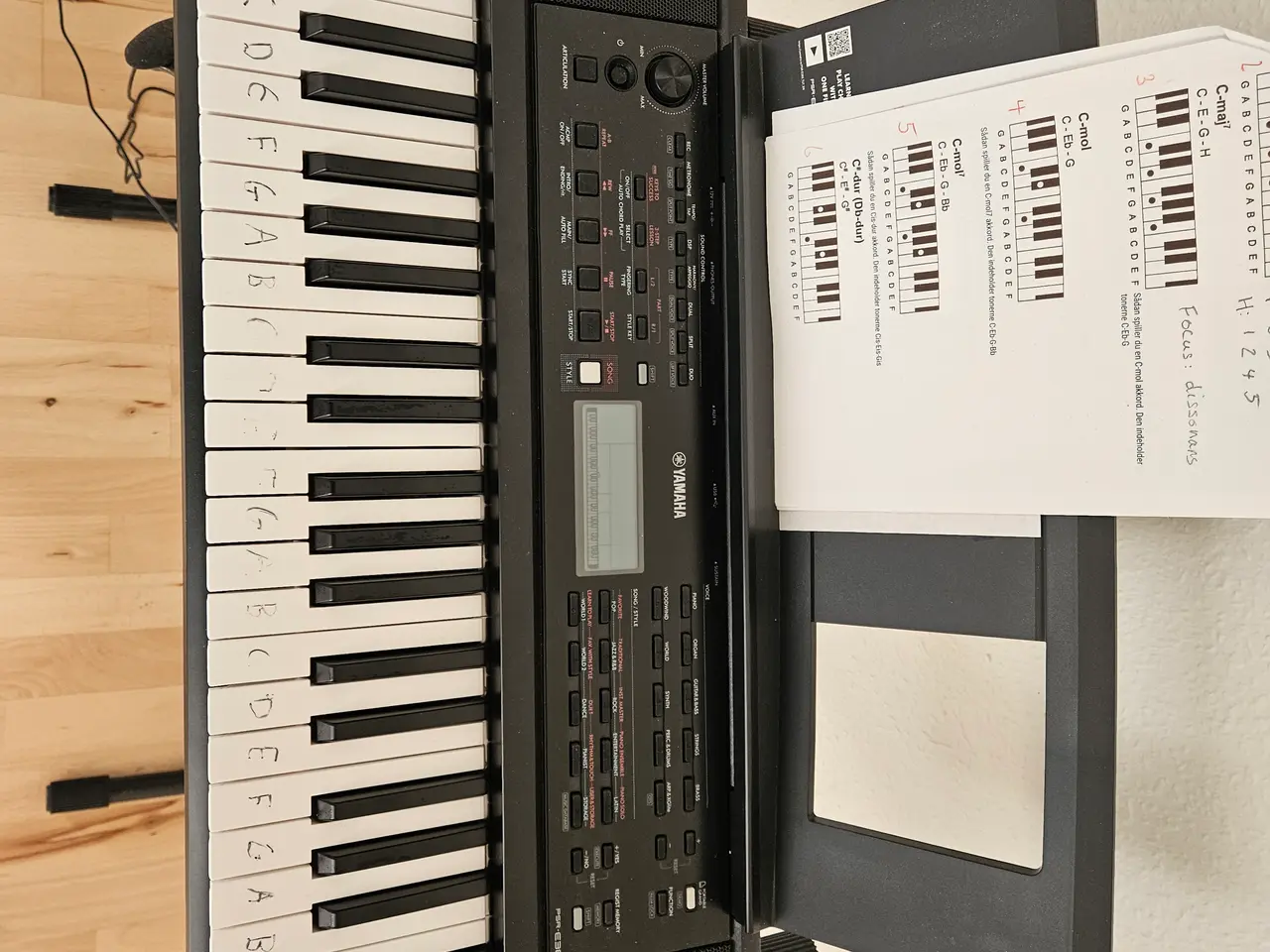 Billede 2 - Sælger mit piano set