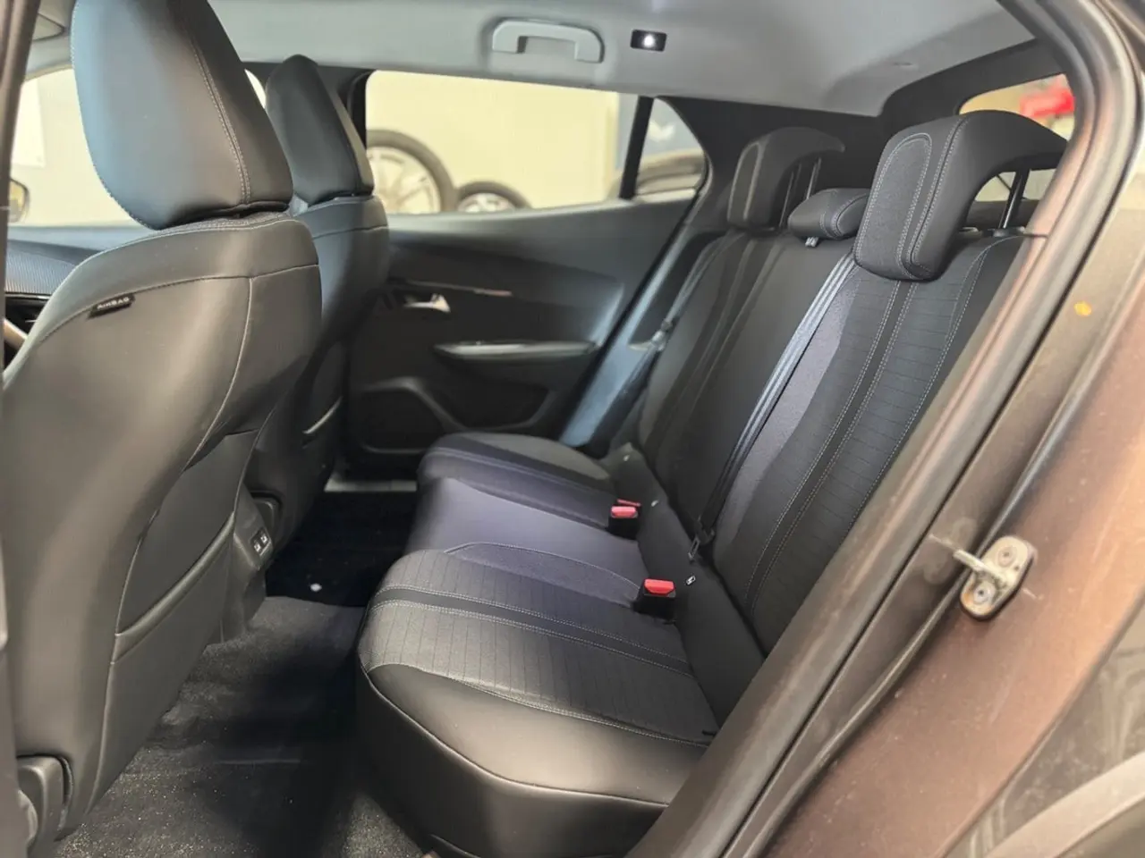 Billede 16 - Peugeot 2008 1,2 PureTech 130 Allure EAT8