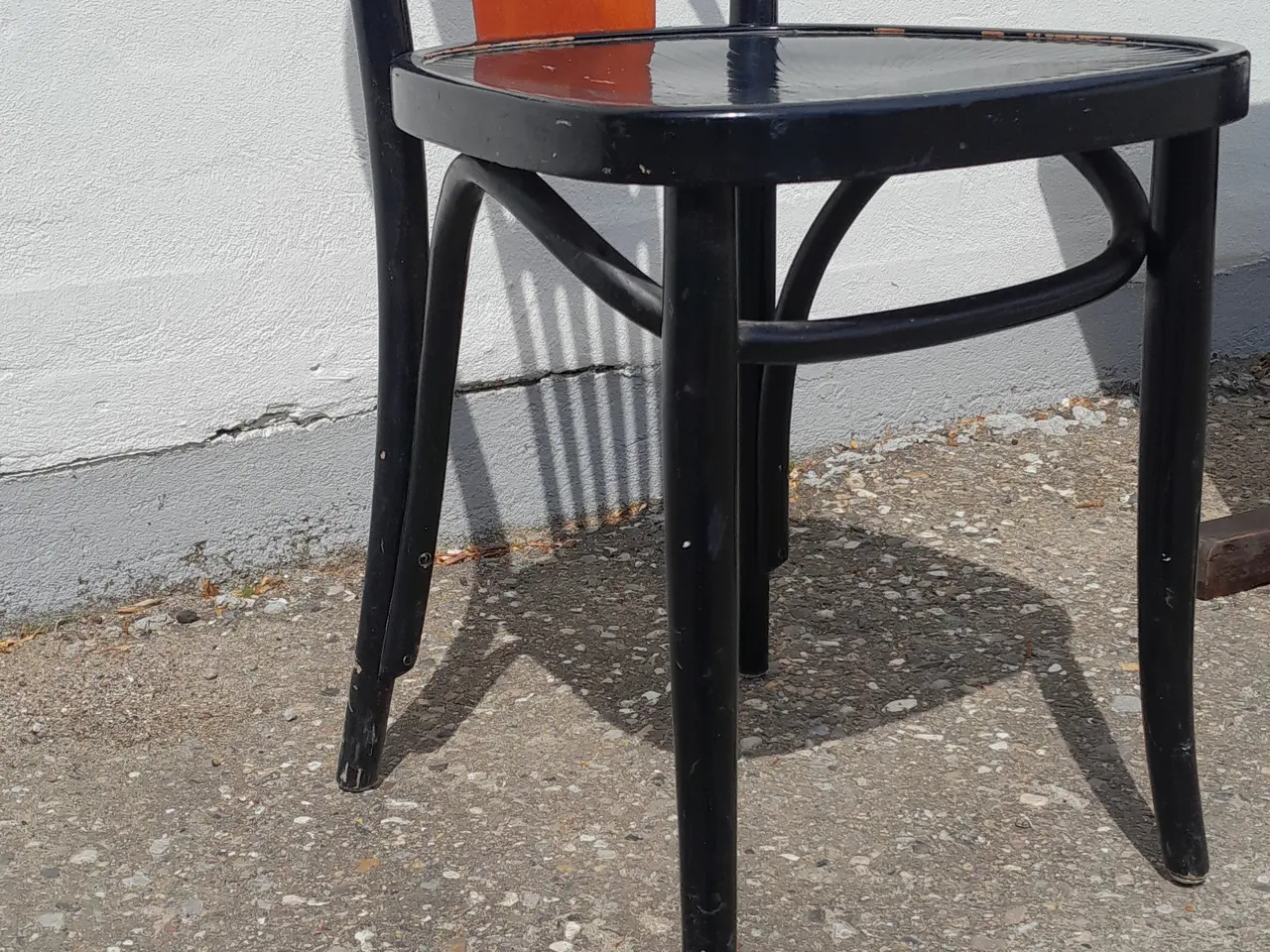 Billede 7 - Massive borde og stole