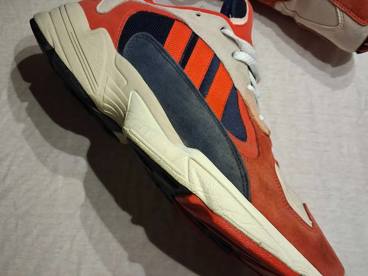 Billede 1 - Adidas sko rød/hvid