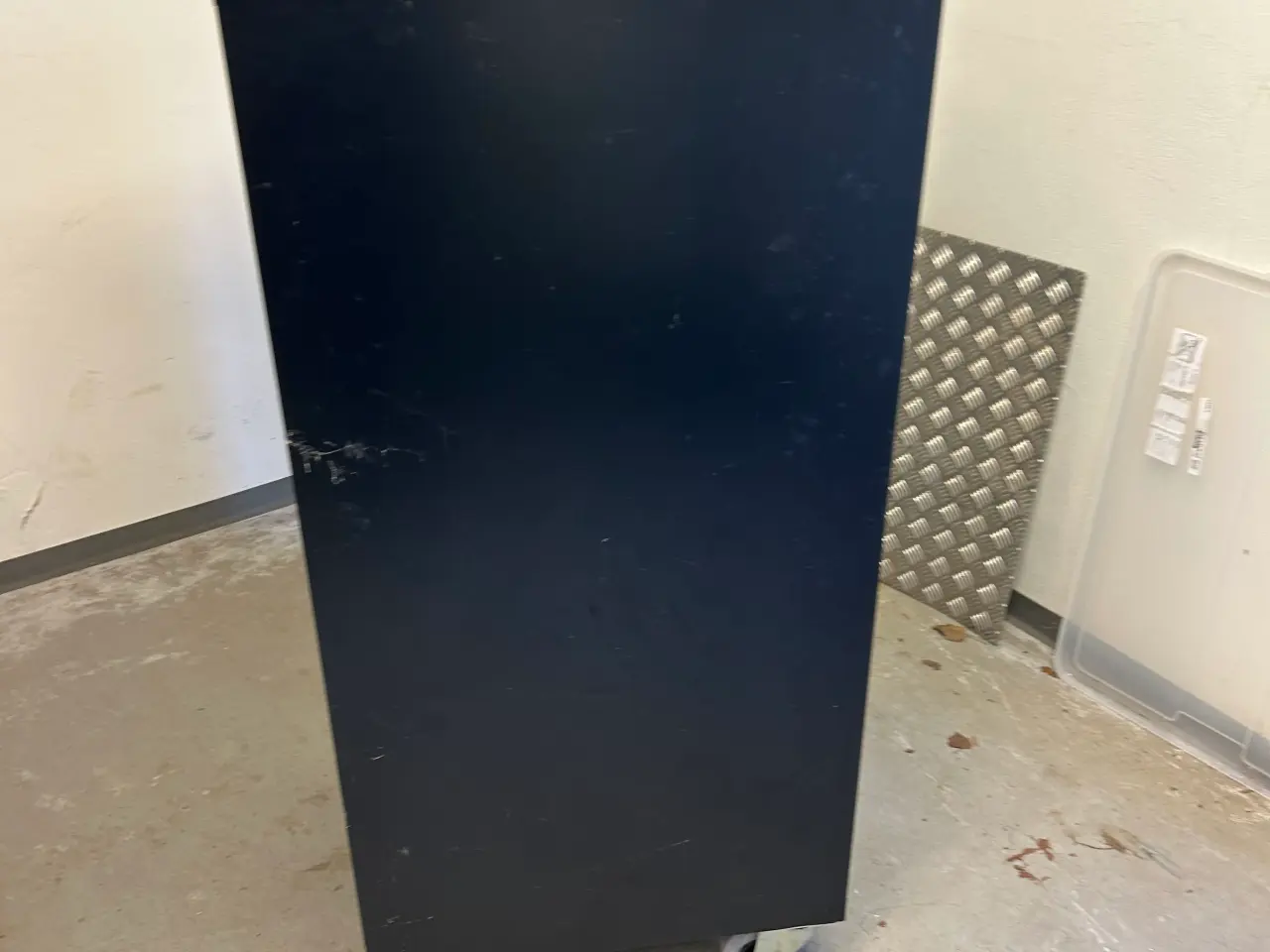 Billede 3 - Blika computer skab