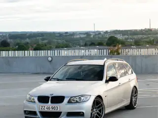 BMW E91 325i 