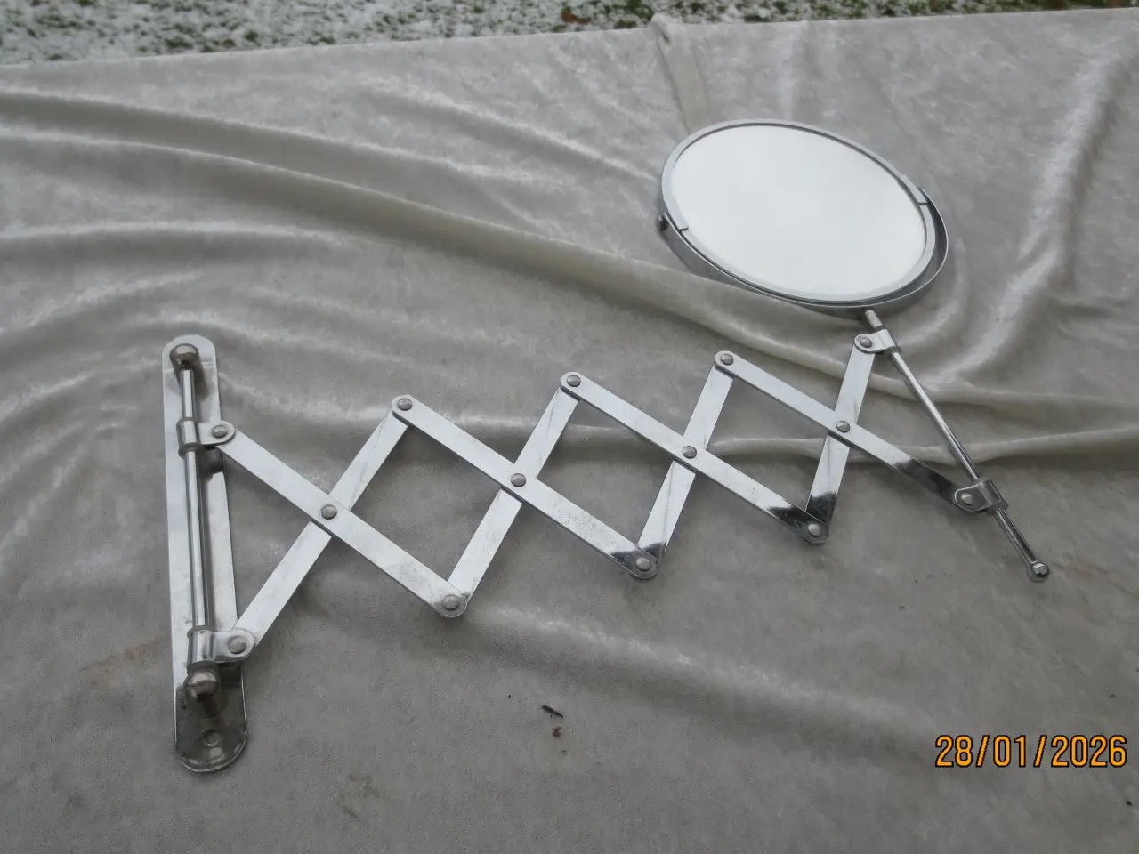 Billede 1 - 1 stk Retro Vægophængt Sakse spejl Rund 175 mm