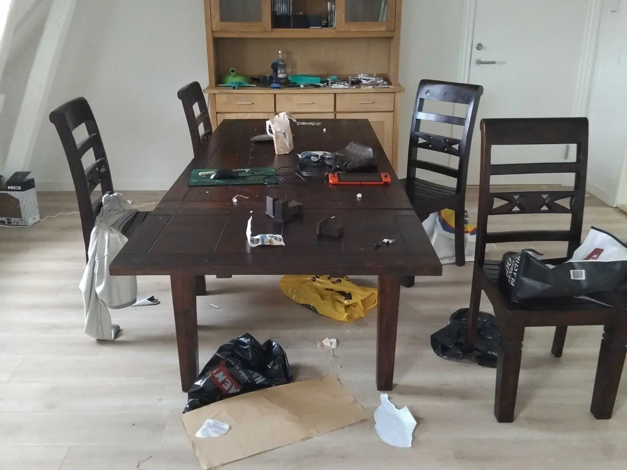 Billede 1 - Bordmed 6 stole 