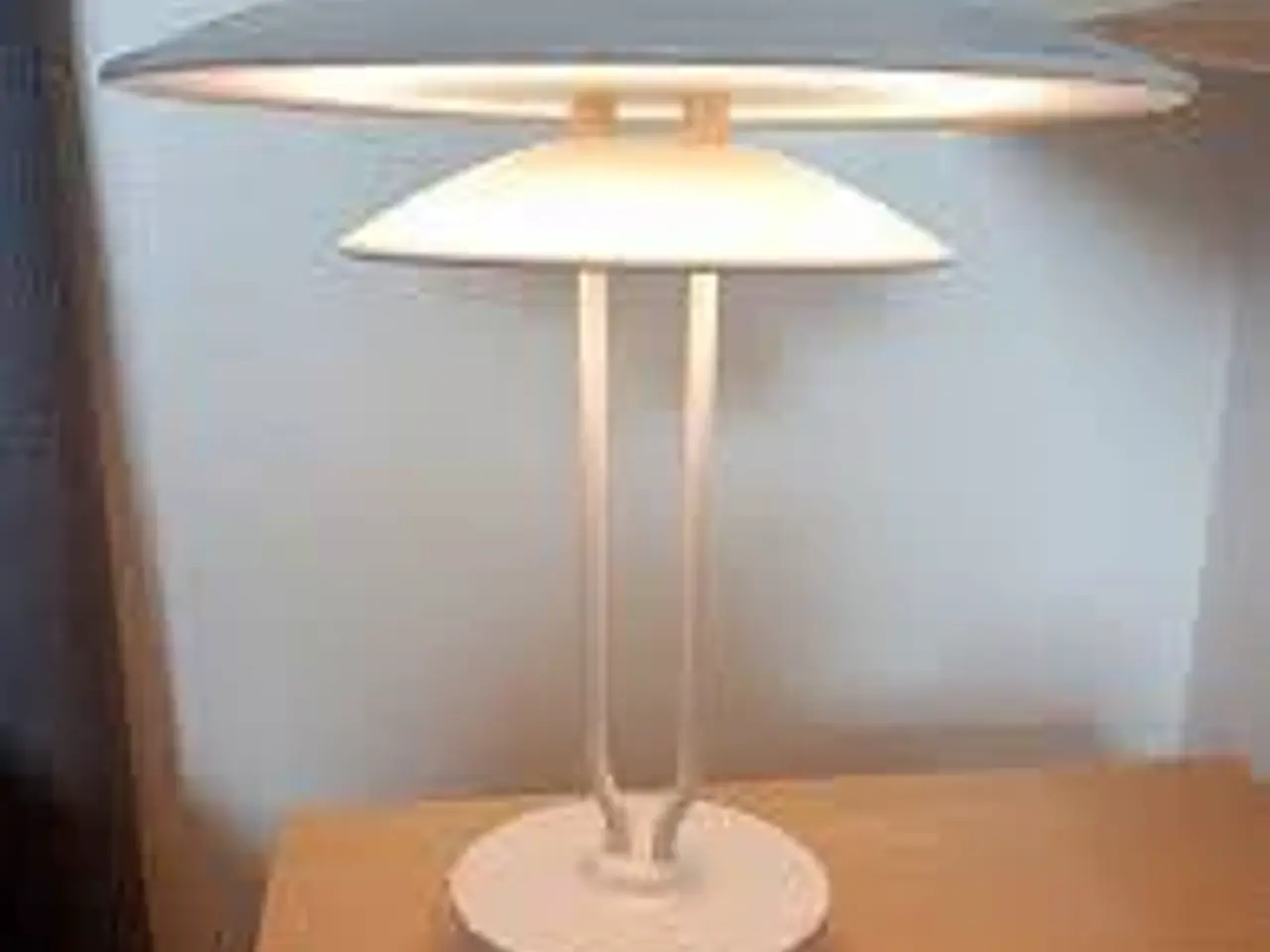 Billede 2 - Bordlampe - hvid / Tobias Jacobsen