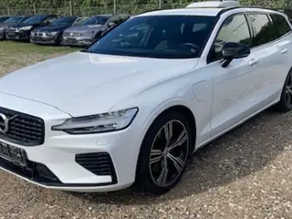 Volvo V60 2,0 T8 ReCharge R-Design aut. AWD