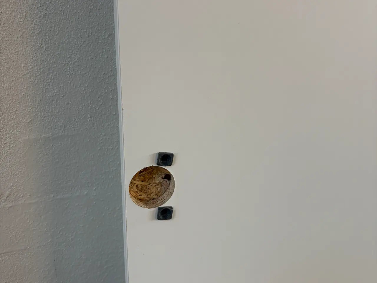 Billede 4 - HTH låger i hvid laminat