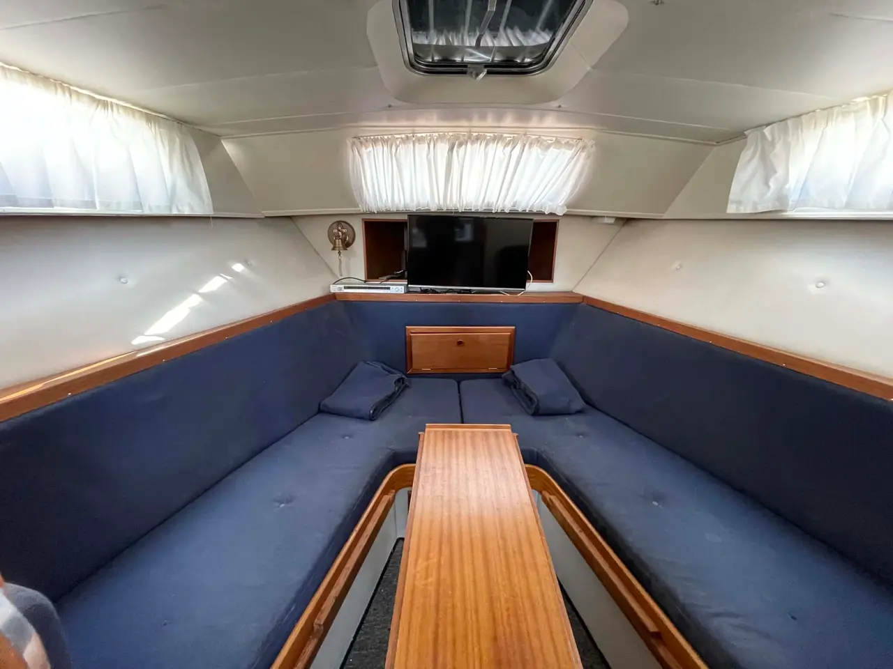 Billede 12 - Broom 35, funktionel motorbåd, billig bolig mv.
