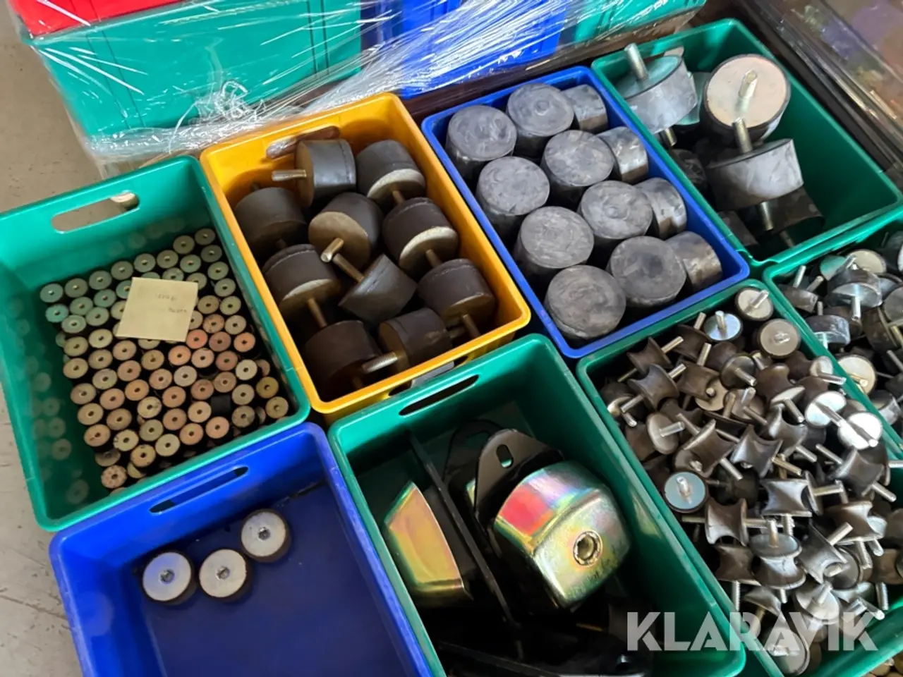 Billede 4 - Vibrationsdæmpere assorteret ca 120kasser