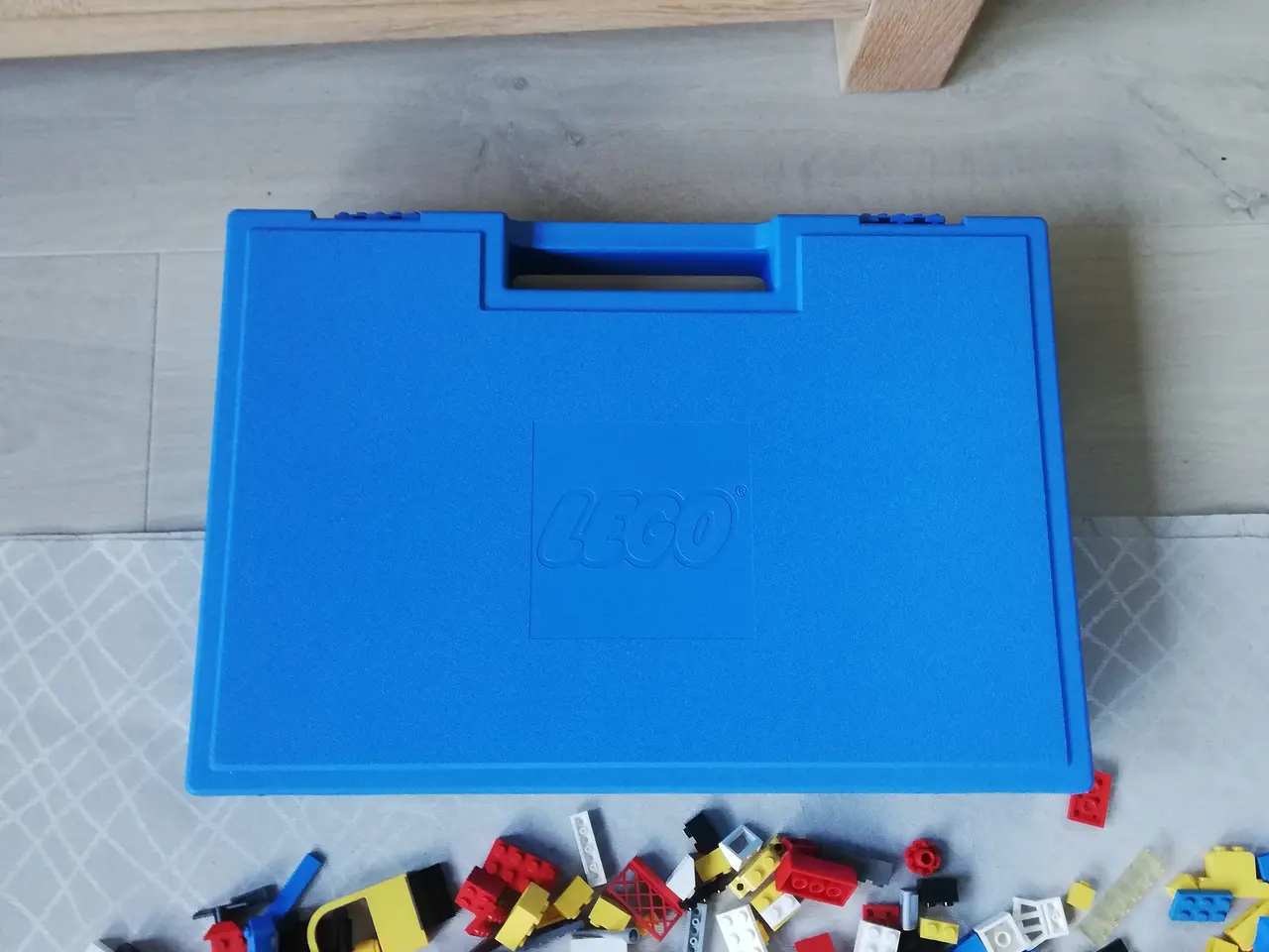 Billede 3 - Solgt Lego fabuland figurer inkl. Lego kuffert mm.