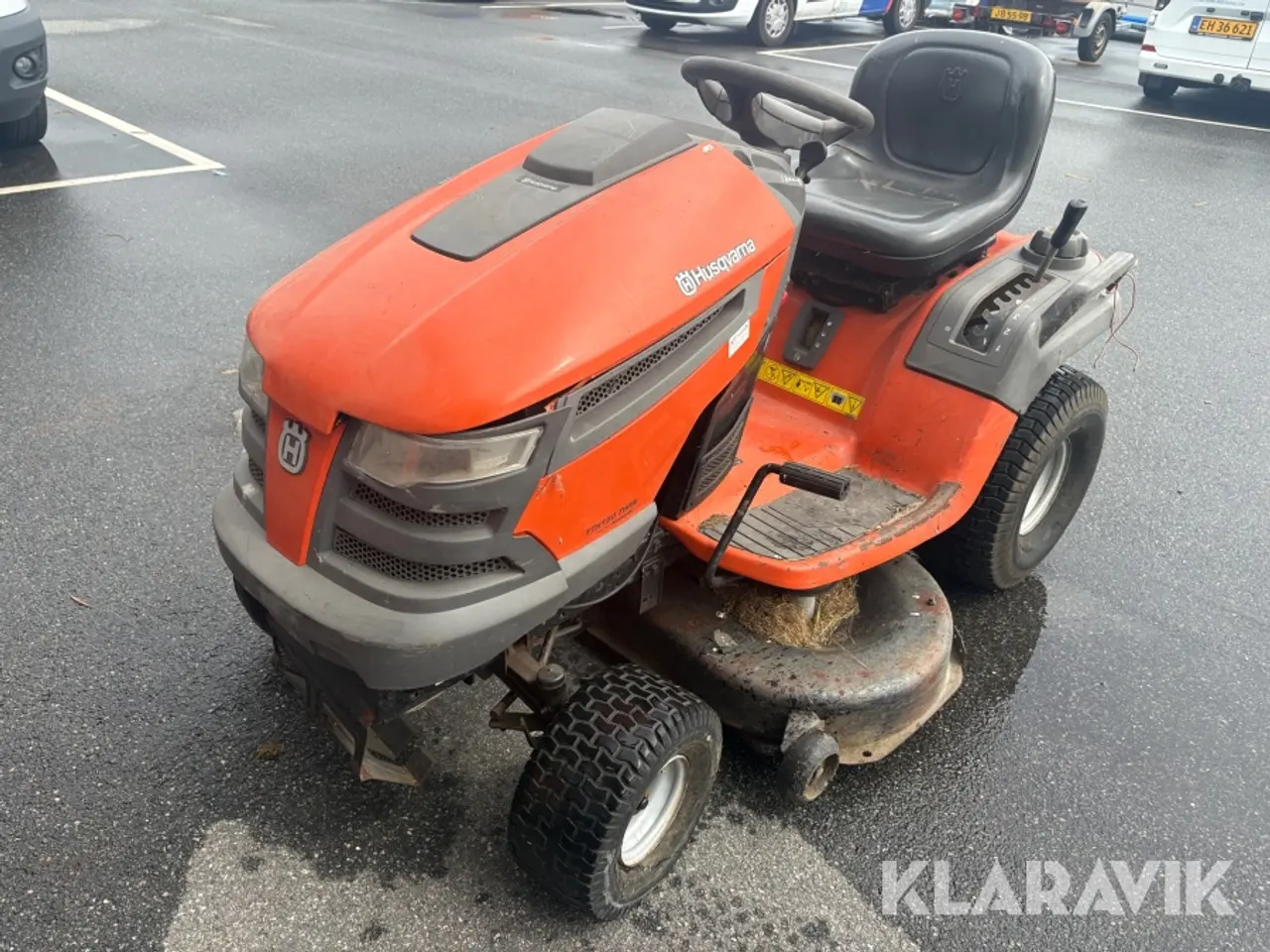 Billede 1 - Græsslåmaskine Husqvarna YTH 150 TWIN