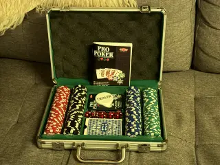 Pro Poker i aluminiums kuffert