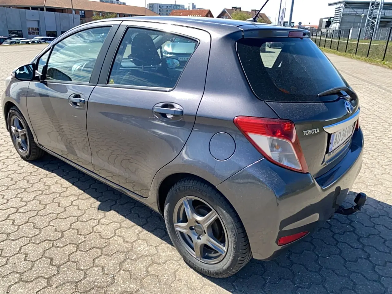 Billede 2 - Toyota YARIS T2 Touch...1.3.benzin pæn køre godt