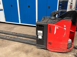 Linde T20 lang palletruck m. lader Elektrisk Palleløfter