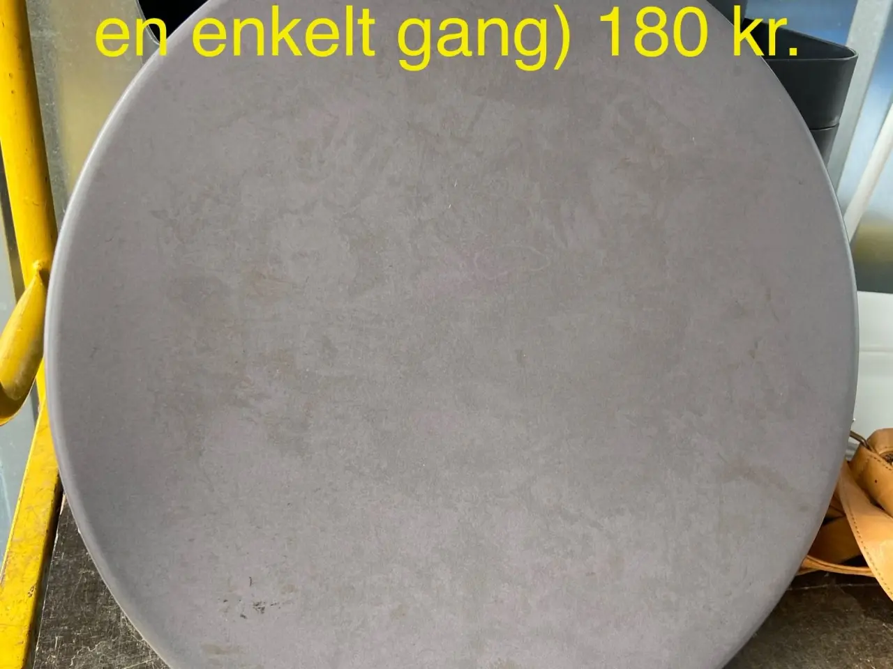 Billede 1 - Pizzasten fra Weber brugt en gang