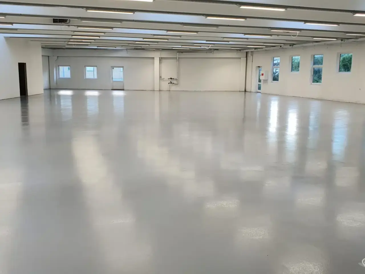 Billede 4 - Indflytningsklart lager-lejemål med moderne faciliteter