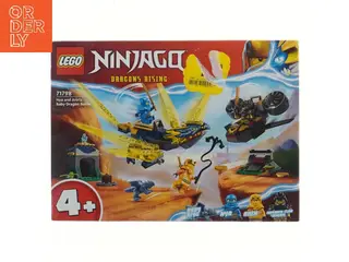 LEGO Ninjago Dragons Rising sæt fra Lego (str. 26x19 cm)