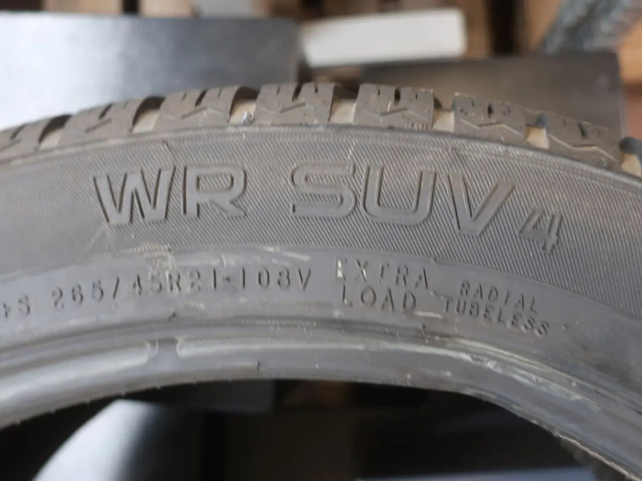 Billede 4 - Dæk NOKIAN TYRES 265/45R21