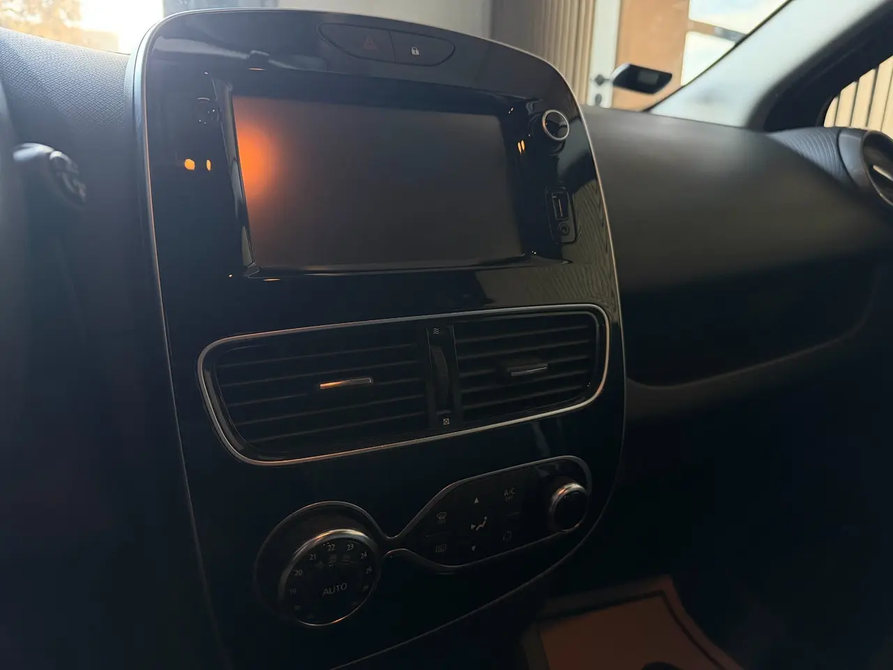 Billede 8 - Renault Clio IV 1,5 dCi 90 Limited Sport Tourer