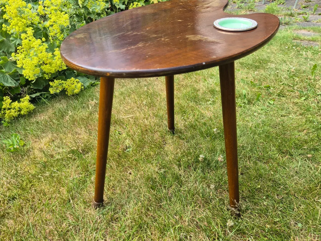 Billede 5 - Fint gammelt sidebord med form som en palette 
