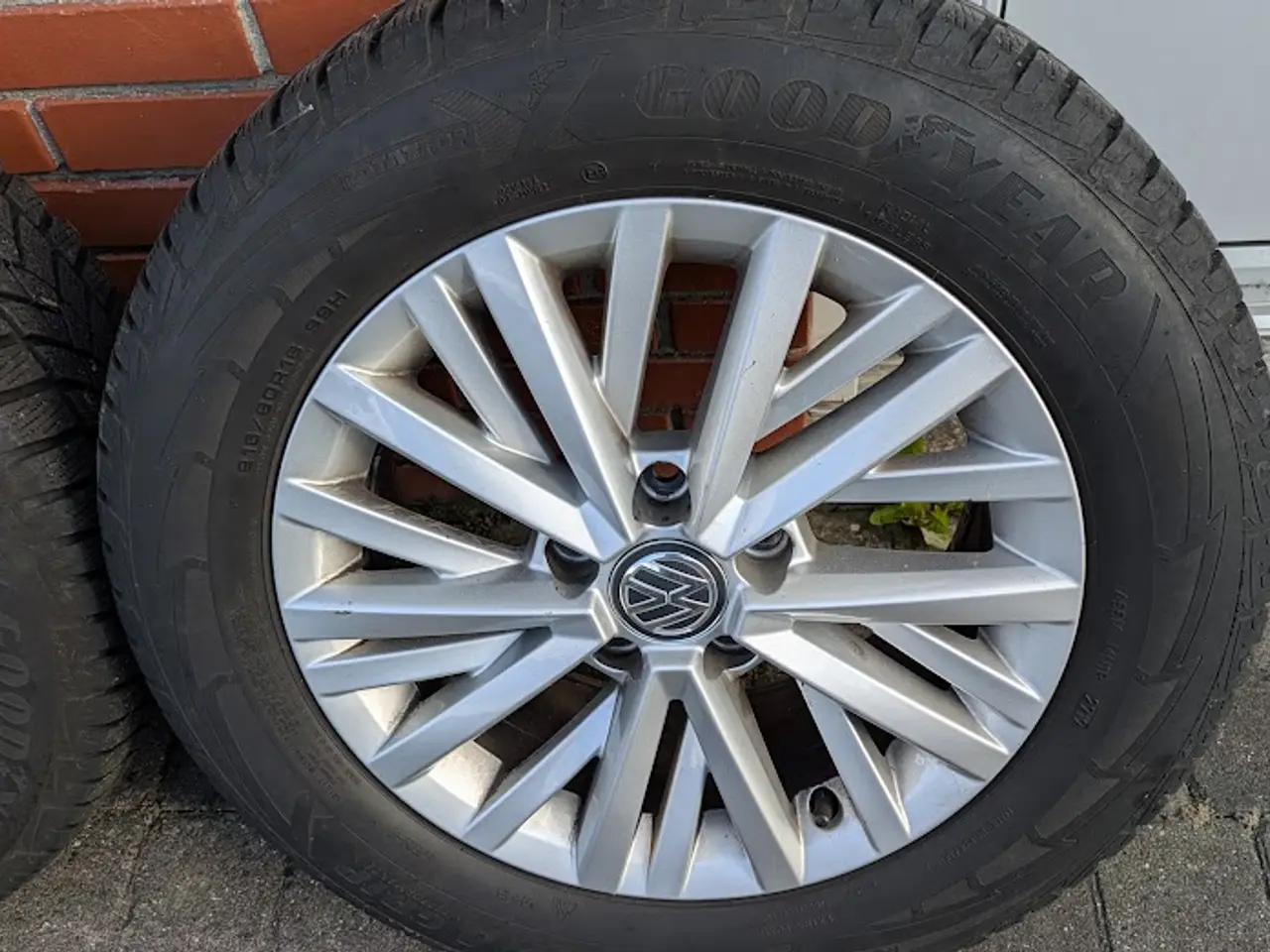 Billede 2 - Originale VW T-ROC fælge med vinterdæk