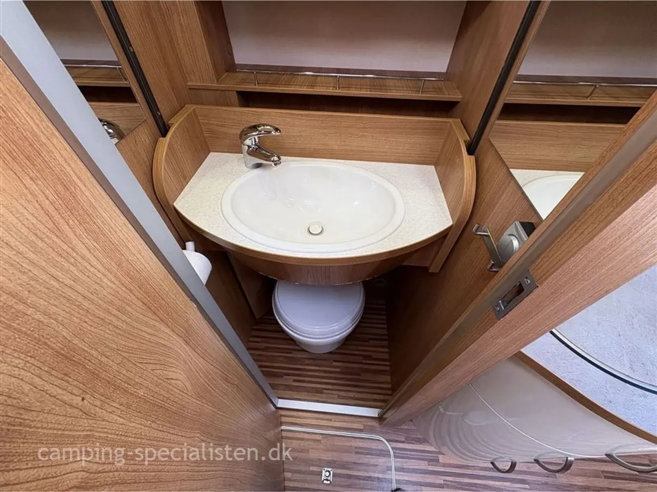 Billede 6 - 2015 - Frankia 640 Compact Class Frankia 640 Compact Class 2015 - Se den nu hos Camping-Specialisten.dk