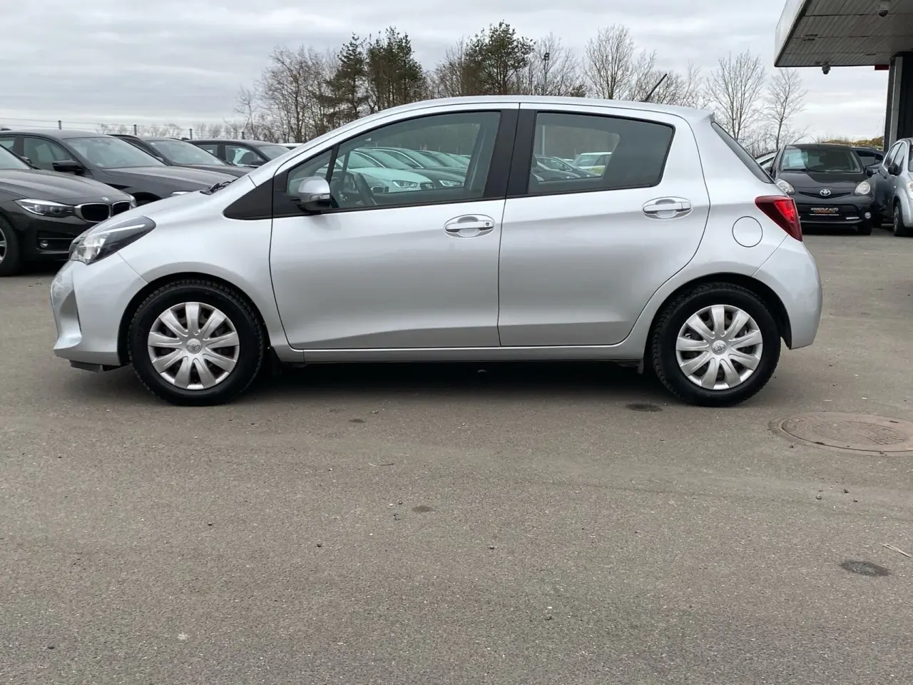 Billede 5 - Toyota Yaris 1,0 VVT-I T2 69HK 5d