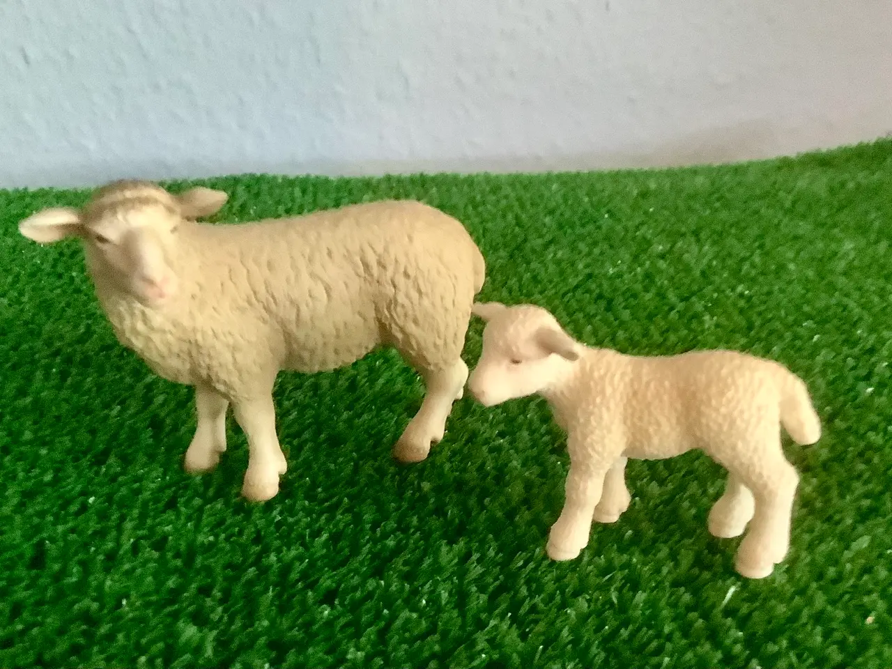 Billede 1 - Schleich får med lam.