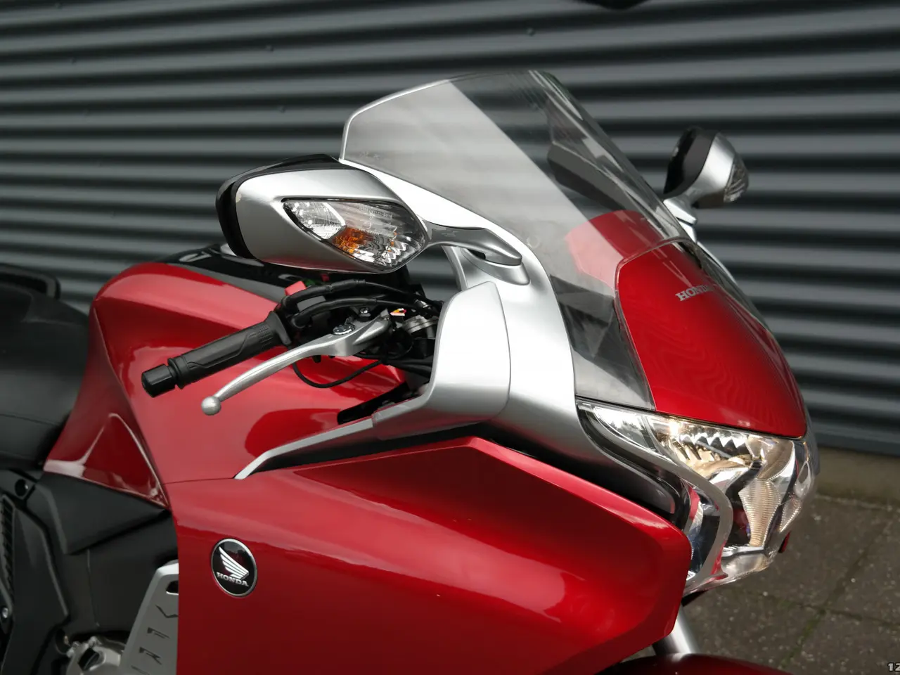 Billede 12 - Honda VFR 1200 F MC-SYD BYTTER GERNE