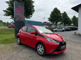 Toyota Aygo 1,0 VVT-i x-black
