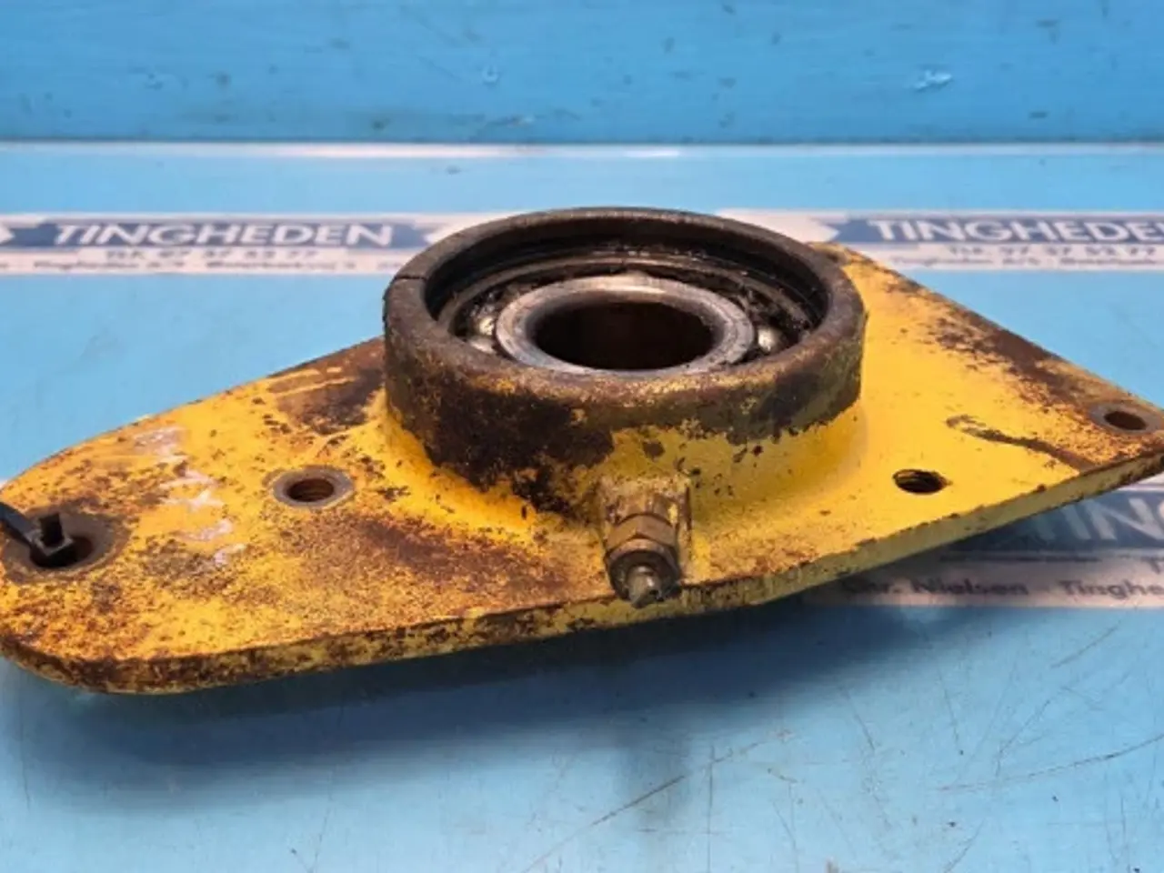Billede 9 - New Holland TX34 Flangleje 439607