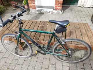 Pæn og velholdt racercykel