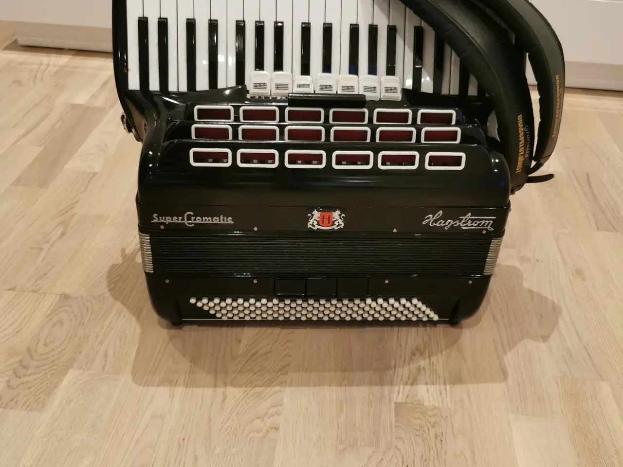 Billede 4 - Harmonika Hagström 
