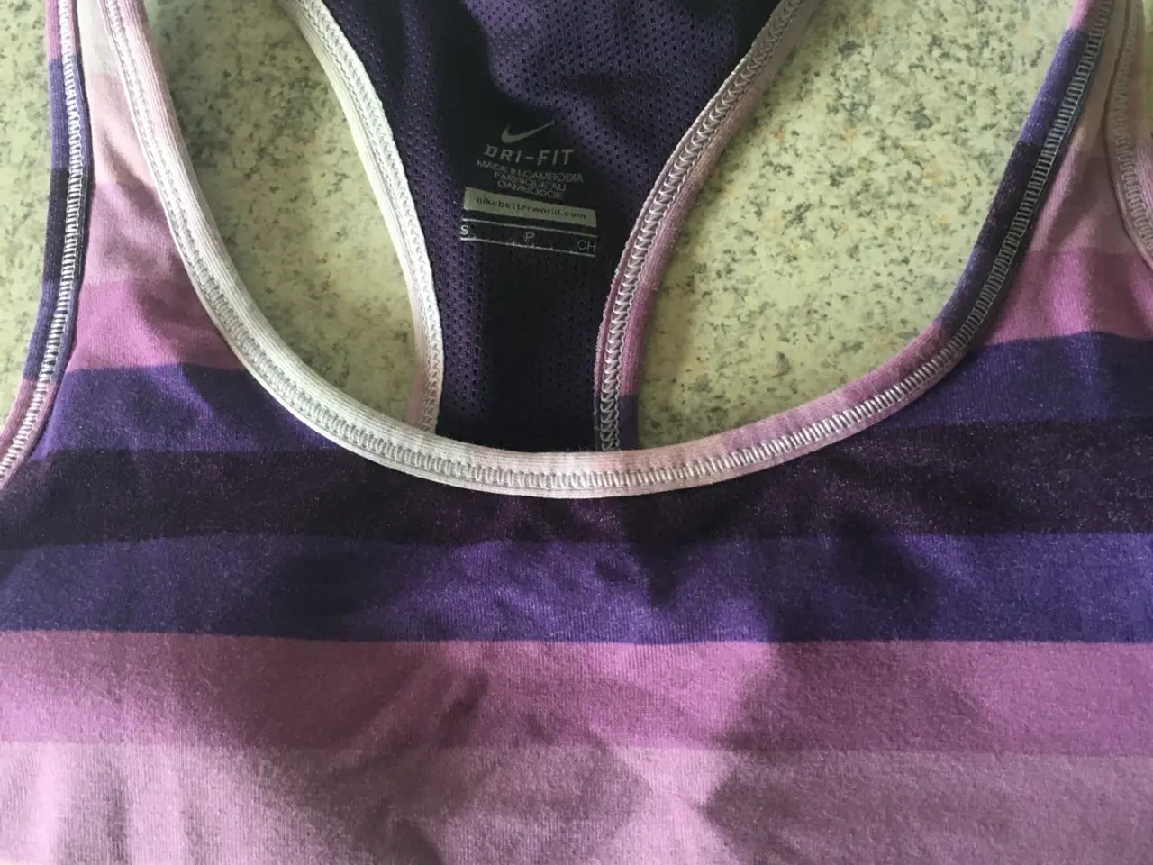 Billede 3 - Nike fittnesstop str. S. Dame