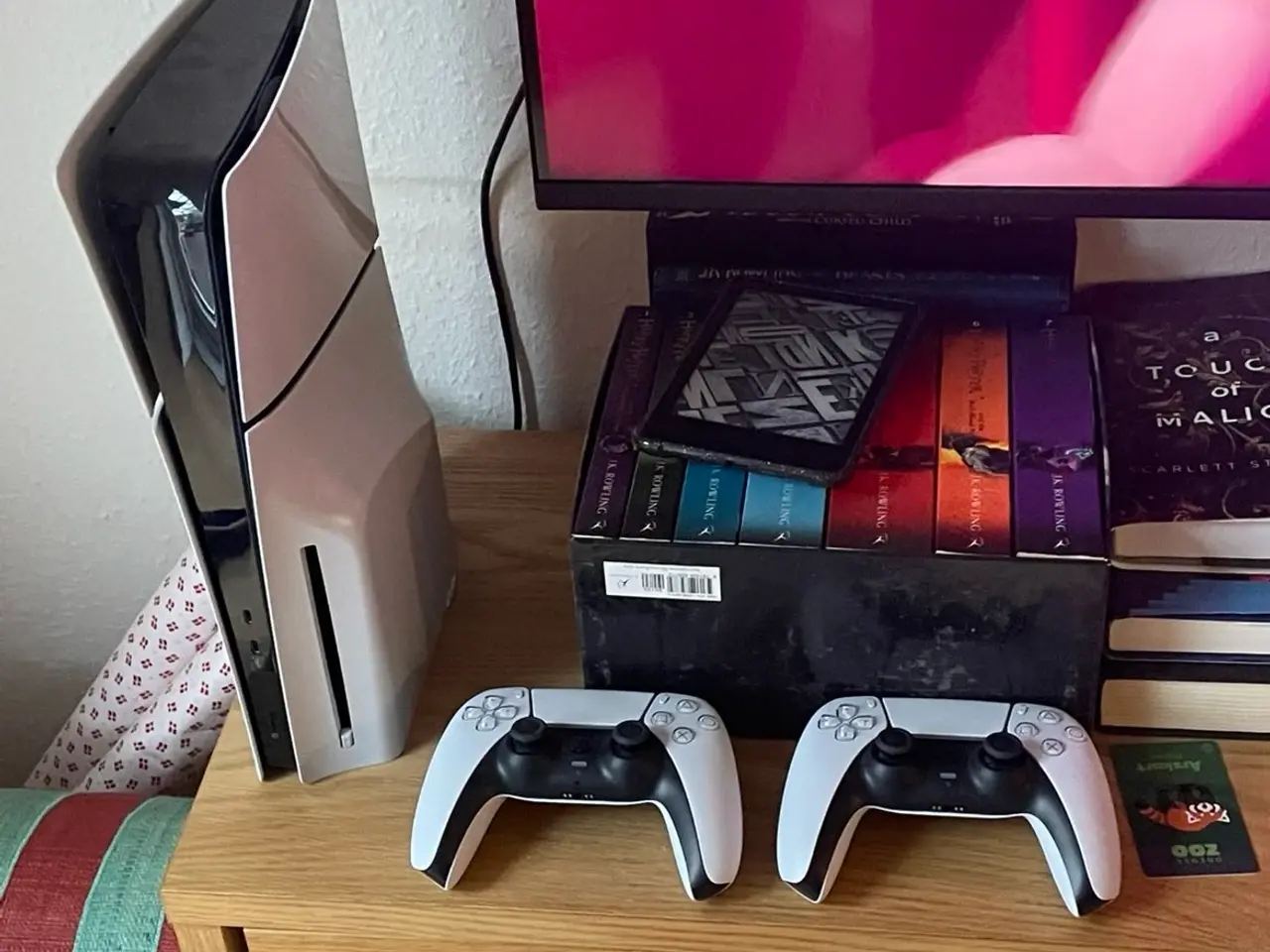 Billede 1 - Playstation 5 med 2 controllere