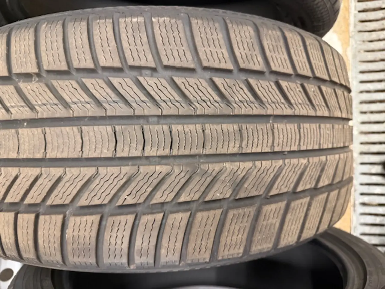 Billede 3 - Vinterdæk til Mercedes C klasse nyeste model