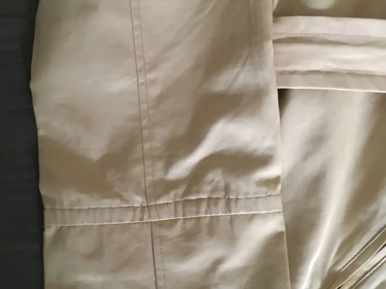 Billede 10 - Flotte beige jakke til salg