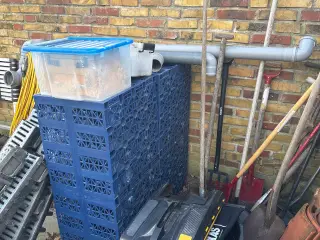 Faskinekasser med tilbehør.2 stk