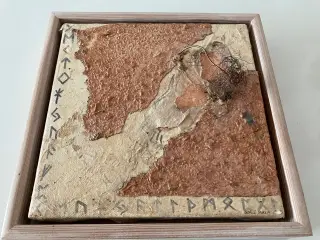Relief af Billed- og Papirmager Gurli Maya